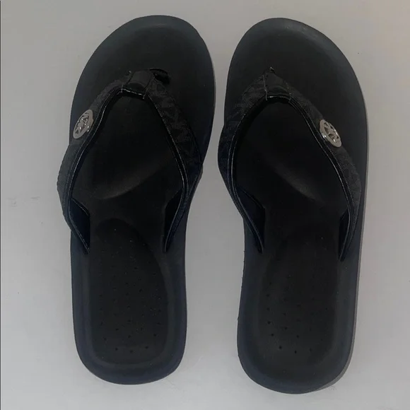 MICHAEL Michael Kors Black Sandals - Picture 1 of 12